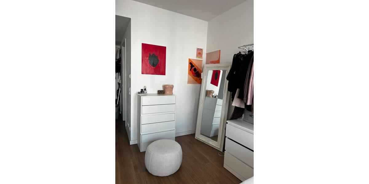 Etagenwohnung Berlin Charlottenburg-Wilmersdorf - 1 Zimmer, 27 m&sup2;, 930&euro; | Angebot:24774180