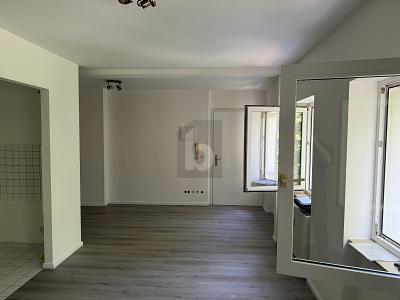 ZENTRAL GELEGEN UND DENNOCH IM GRÜNEN - Etagenwohnung Berlin-Lichtenberg Lichtenberg | Angebot:27233814