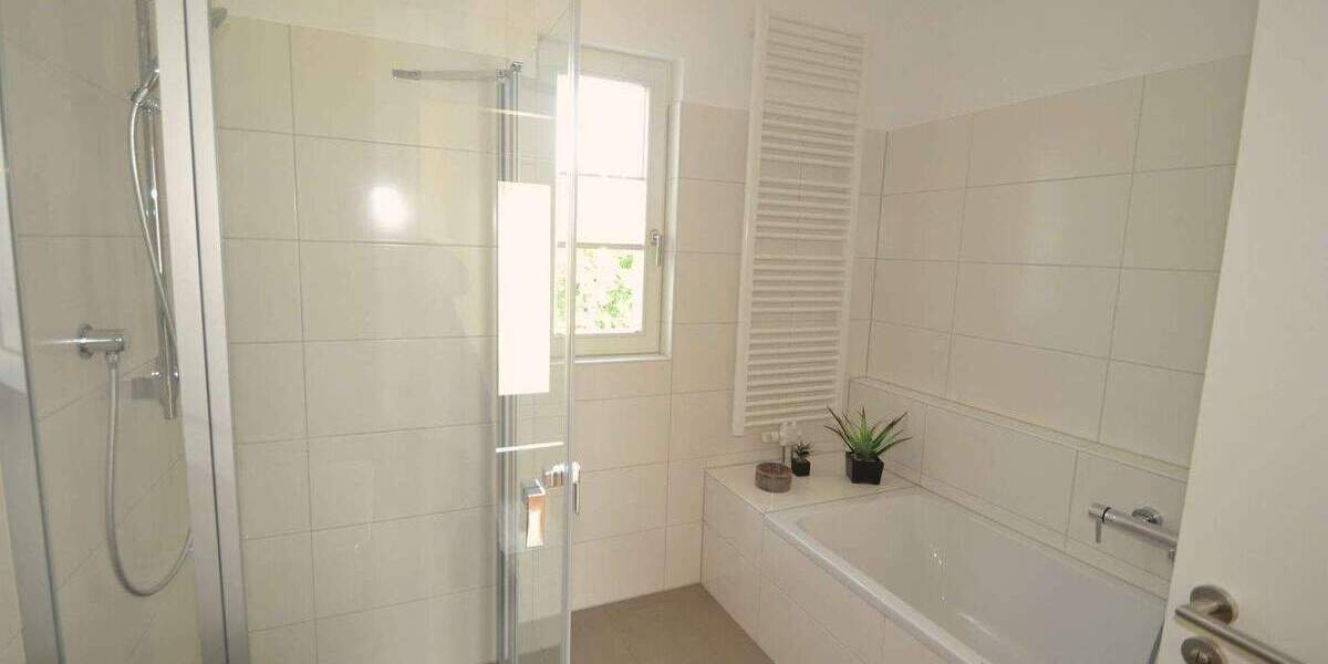 Etagenwohnung Berlin Zehlendorf - 2 Zimmer, 69 m&sup2;, 1.300&euro; | Angebot:25745674