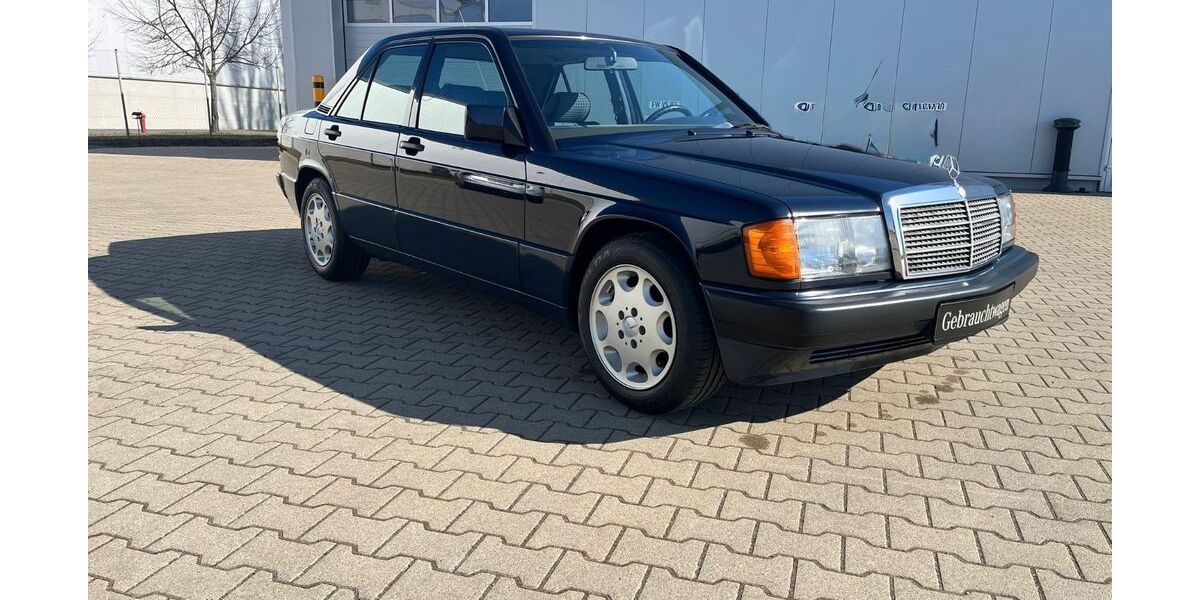 Mercedes-Benz 190 135.142 km 9.950 &euro; Berlin 12357