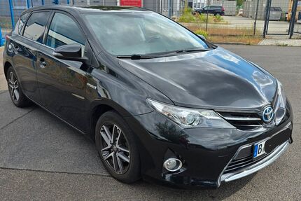 Toyota Auris 161.000 km 9.499 € Berlin 12487