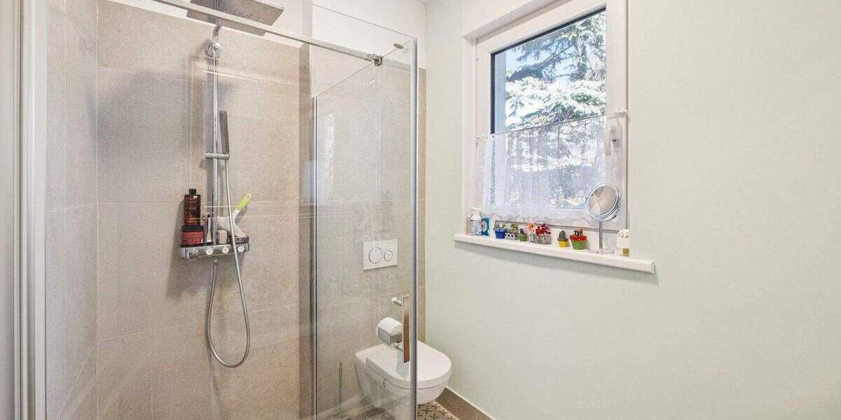 Reihenmittelhaus Berlin Westend - 3 Zimmer, 80 m&sup2;, 725.000&euro; | Angebot:25751470