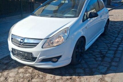 Opel Corsa 95.000 km 2.800 &euro; Berlin 12353