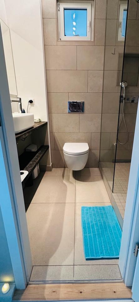 KANALBLICK 37m2 letzte Etage mit Balkon zimmer