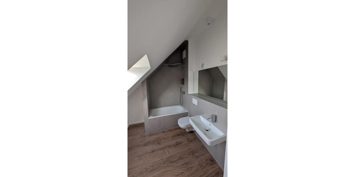 Dachgeschoßwohnung Berlin Reinickendorf - 2 Zimmer, 56 m&sup2;, 1.120&euro; | Angebot:24785405