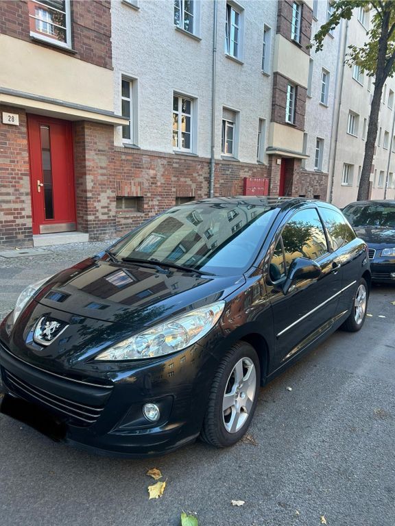 Peugeot 207 71.914 km 5.500 € Berlin 10367