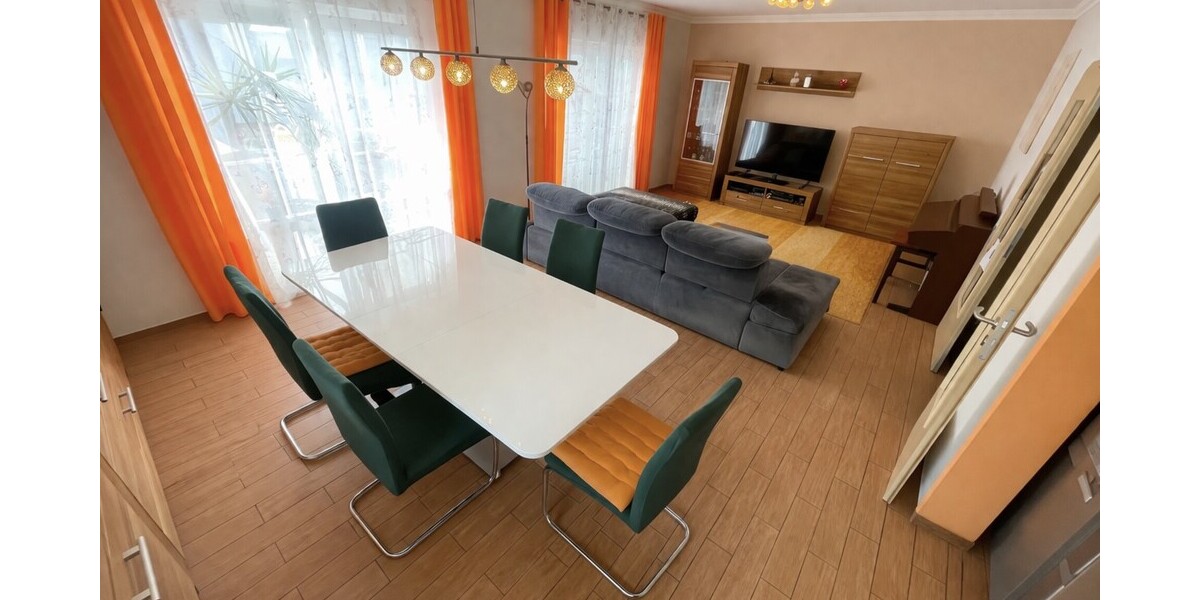 Berlin-Biesdorf: Stilvolle Stadtvilla auf 490 m² GST inkl. Terrasse & Garten in ruhiger Wohnlage ! - Einfamilienhaus Berlin / Biesdorf Biesdorf | Angebot:25871728