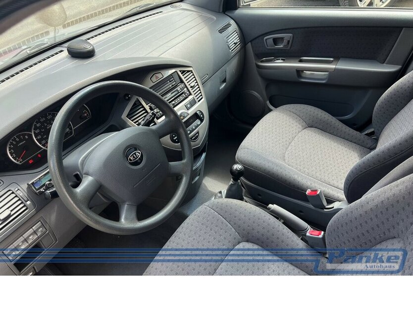 Kia Carens 2.0 16V EX Van*SchiebeD.*Klima*PDC*Bluet* 109.096 km 1.100 € Berlin 13187