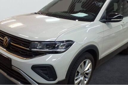 VW T-Cross 25.365 km 25.950 &euro; Berlin 14167