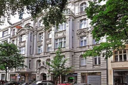 Wohnung Berlin Charlottenburg - 3 Zimmer, 97 m&sup2;, 1.899&euro; | Angebot:26671187