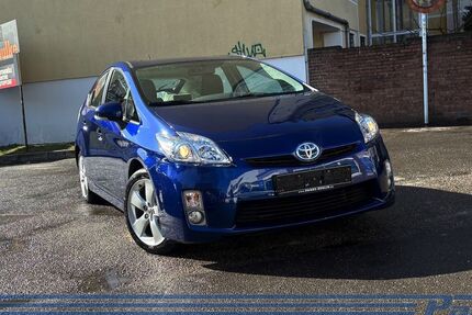 Toyota Prius 74.304 km 11.990 &euro; Berlin - Pankow 13187