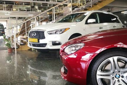 INFINITI QX60 20 km 54.445 € Berlin 10785