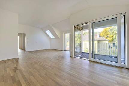 Neubau im Erstbezug: Sonnendurchflutetes Dachgeschoss mit erstklassiger Ausstattung 2 zimmer