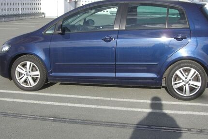 VW Golf 101.200 km 8.999 &euro; Berlin 13435