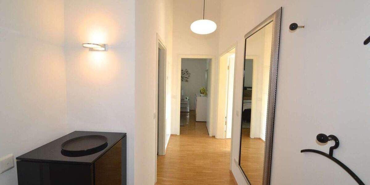 Etagenwohnung Berlin Zehlendorf - 2 Zimmer, 69 m&sup2;, 1.300&euro; | Angebot:25745674