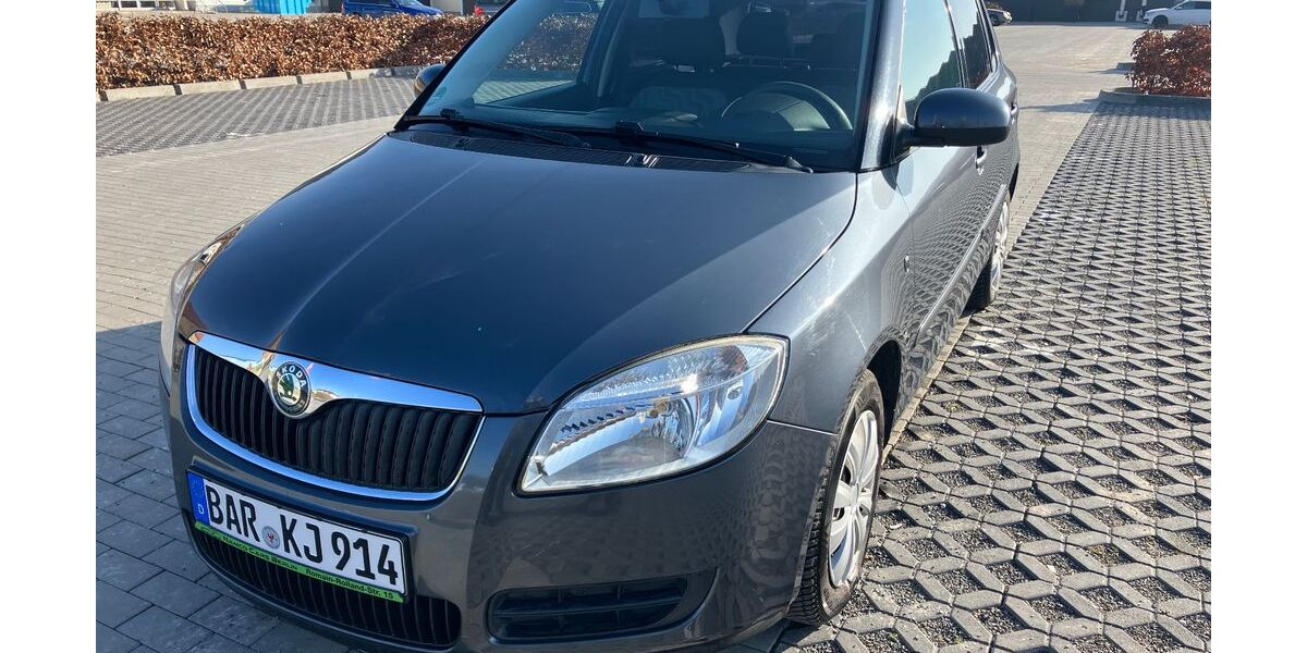 Skoda Fabia 118.500 km 3.600 &euro; Panketal 16341