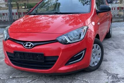 Hyundai i20 146.000 km 3.190 &euro; Berlin 12247