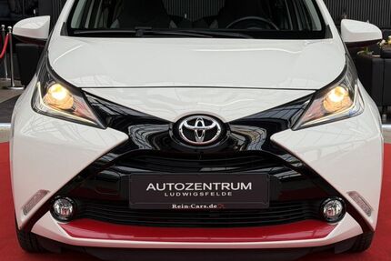 Toyota Aygo (X) 22.000 km 10.990 &euro; Ludwigsfelde 14974