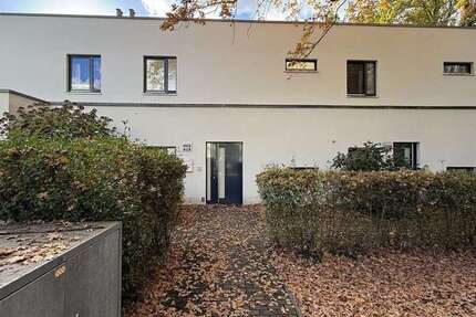 Haus Berlin-Zehlendorf Zehlendorf - 4 Zimmer, 147 m&sup2;, 2.474&euro; | Angebot:24430072
