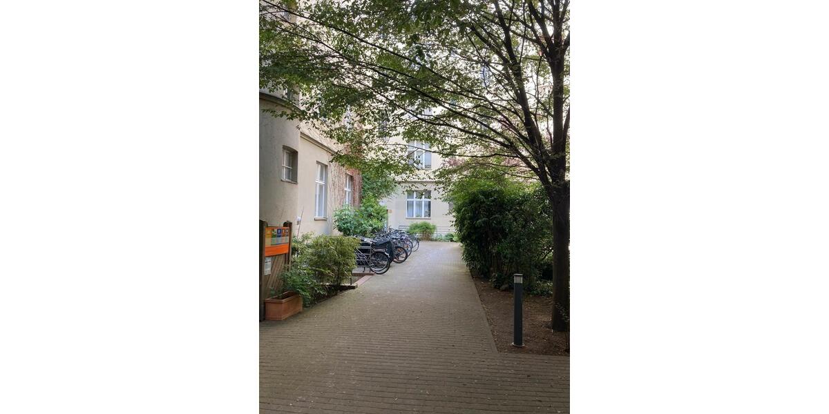 Dachgeschoßwohnung Berlin Steglitz-Zehlendorf - 3 Zimmer, 111 m&sup2;, 1.850&euro; | Angebot:25857719