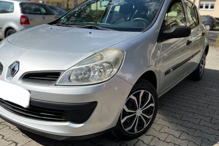 Renault Clio 70.000 km 2.600 &euro; Berlin 12249