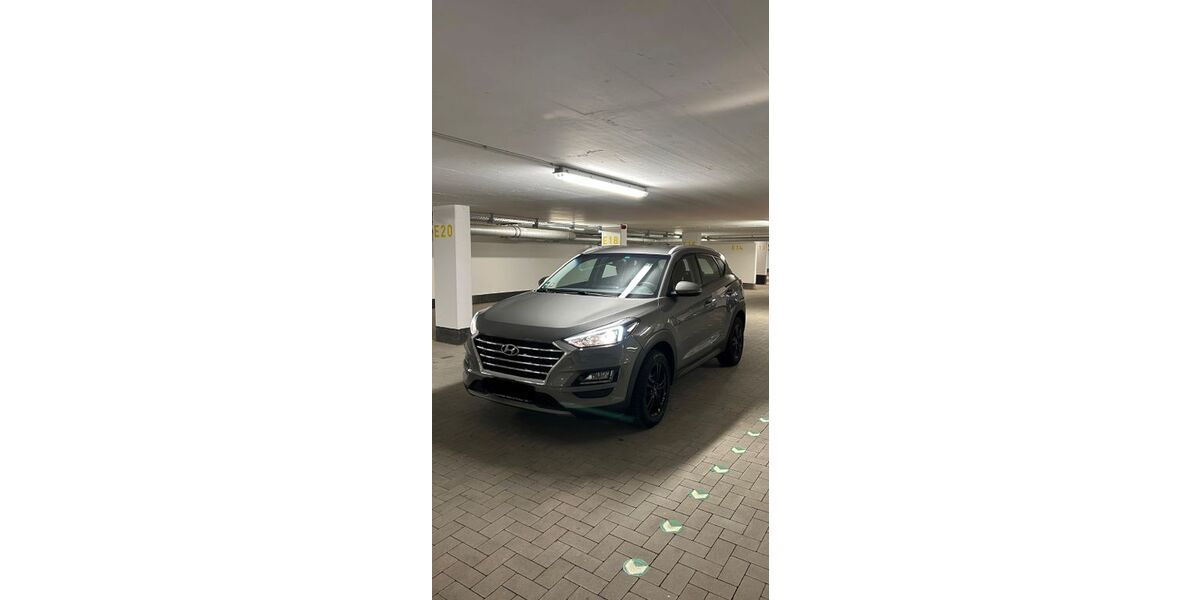 Hyundai TUCSON 117.000 km 15.600 &euro; Berlin 12099