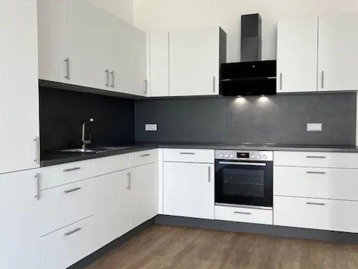 Etagenwohnung Königs Wusterhausen - 5 Zimmer, 156 m&sup2;, 2.495&euro; | Angebot:23602764