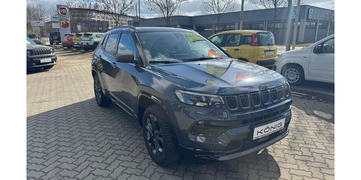 Jeep Compass 44.282 km 32.999 &euro; Berlin 13509