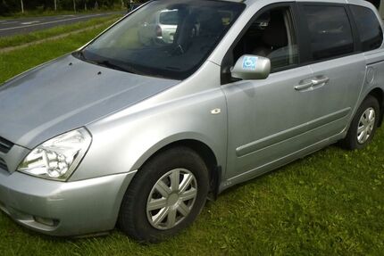 Kia Carnival 64.000 km 10.990 &euro; Oberkrämer 16727