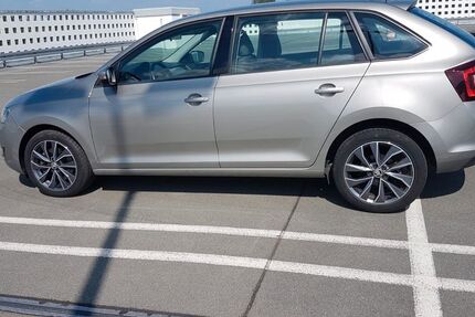 Skoda Rapid 67.600 km 11.999 &euro; Berlin 13435