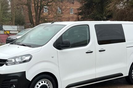 Opel Vivaro 39.393 km 20.229 &euro; Berlin 13127