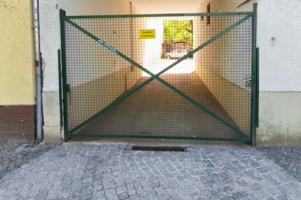Garagen / Stellplätze Berlin Charlottenburg-Wilmersdorf - 95&euro; | Angebot:26470966