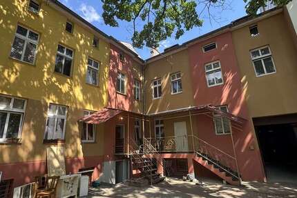 Haus zum Kaufen in Berlin 2.400.000 € 401.33 m² 19 zimmer