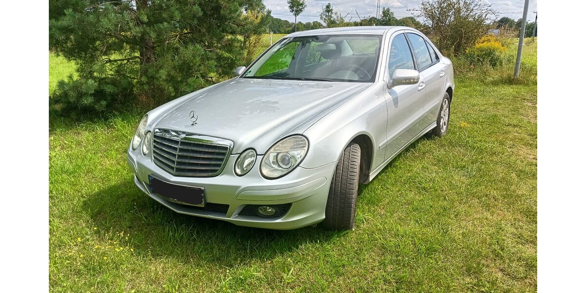 Mercedes-Benz E 200 223.000 km 5.300 &euro; Brieselang 14656