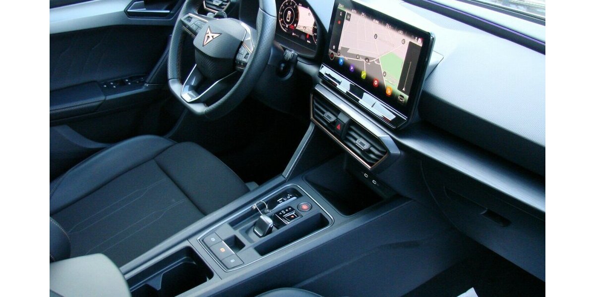 Cupra Leon ST eTSi ACC Panorama Vision Plus LED Beats 5.999 km 27.980 &euro; Falkensee 14612