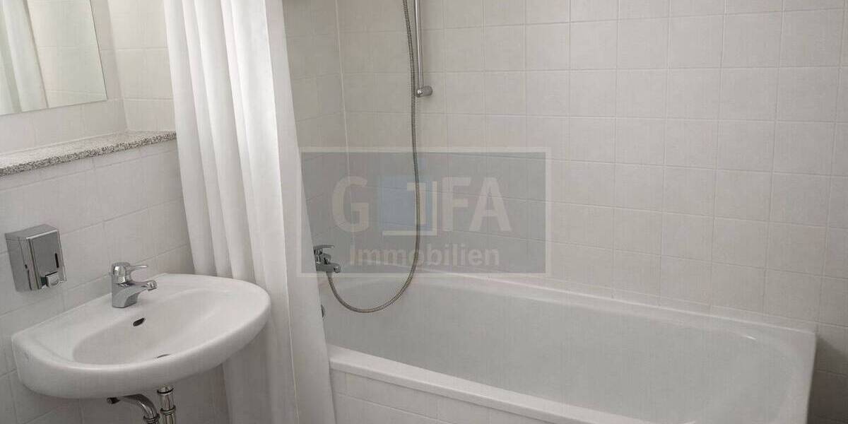 Etagenwohnung Berlin Alt-Hohenschönhausen - 2 Zimmer, 67 m&sup2;, 255.000&euro; | Angebot:26687799