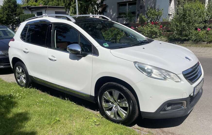 Peugeot 2008 59.570 km 9.850 € Berlin 12309