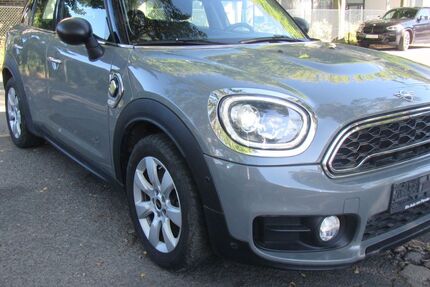 Mini Countryman SE (Cooper) 52.700 km 19.600 &euro; Berlin 12309