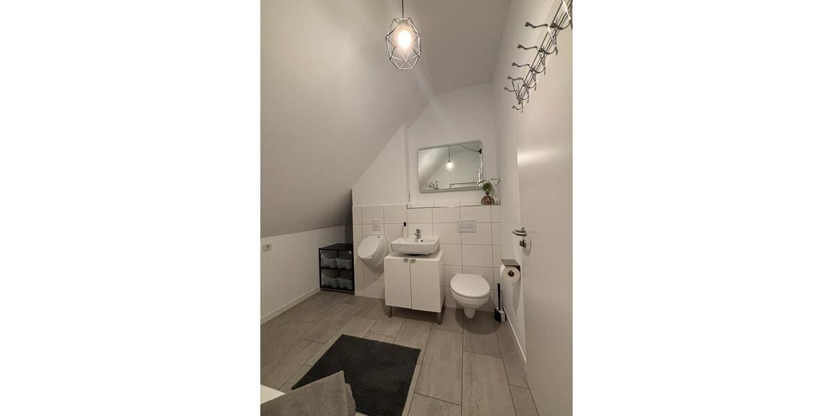 Dachgeschoßwohnung Berlin Treptow-Köpenick - 1 Zimmer, 35 m&sup2;, 1.150&euro; | Angebot:25942213