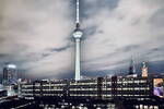 Furnished Loft Hackescher Markt: View, Balcony & Parking