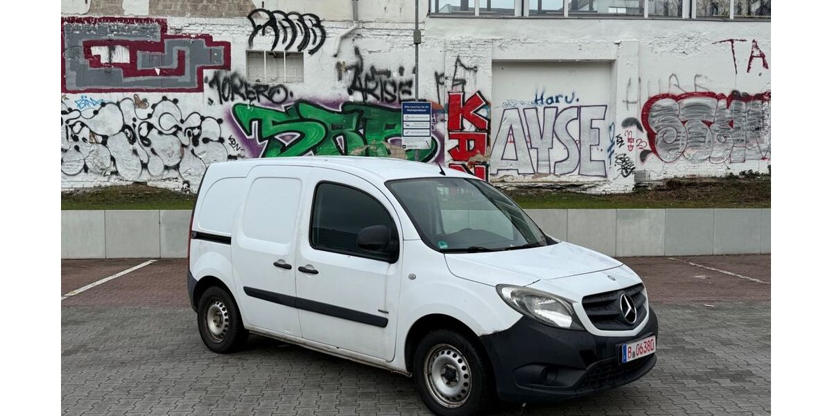 Mercedes-Benz Citan 267.000 km 2.150 &euro; Berlin 13347