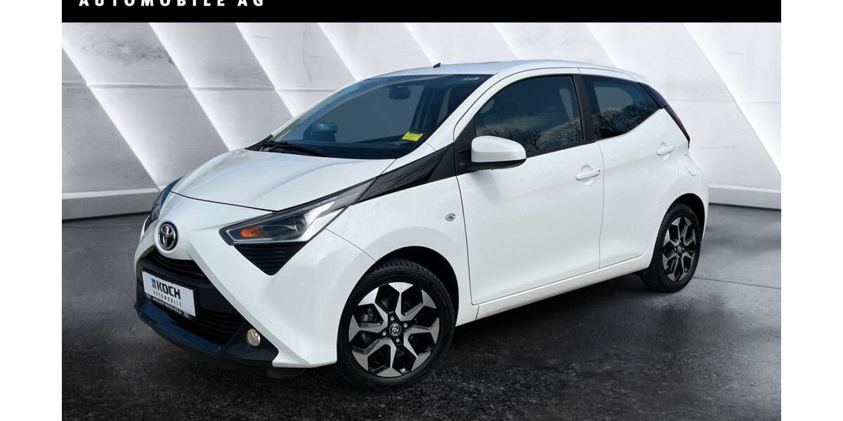 Toyota Aygo (X) 38.990 km 13.990 &euro; Berlin 12683