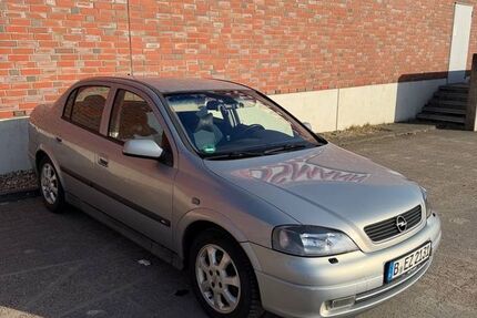 Opel Astra 115.000 km 2.800 &euro; Berlin 12681