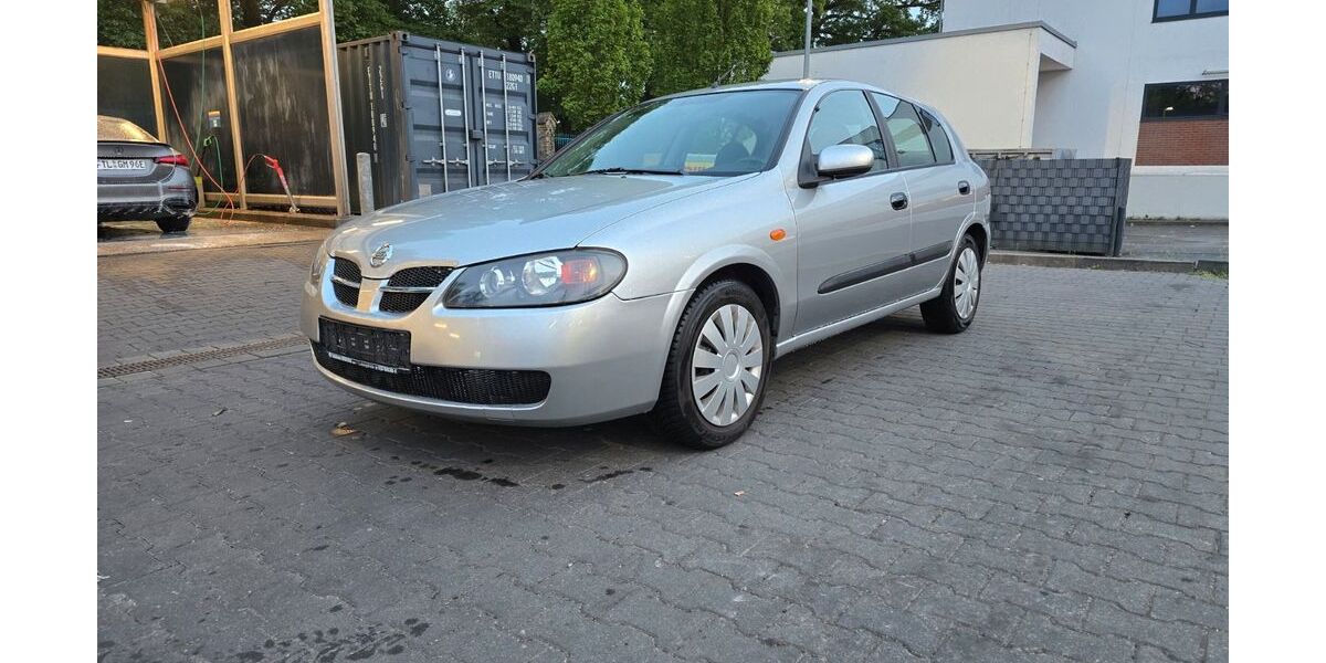 Nissan Almera 168.000 km 2.650 &euro; Berlin 13403