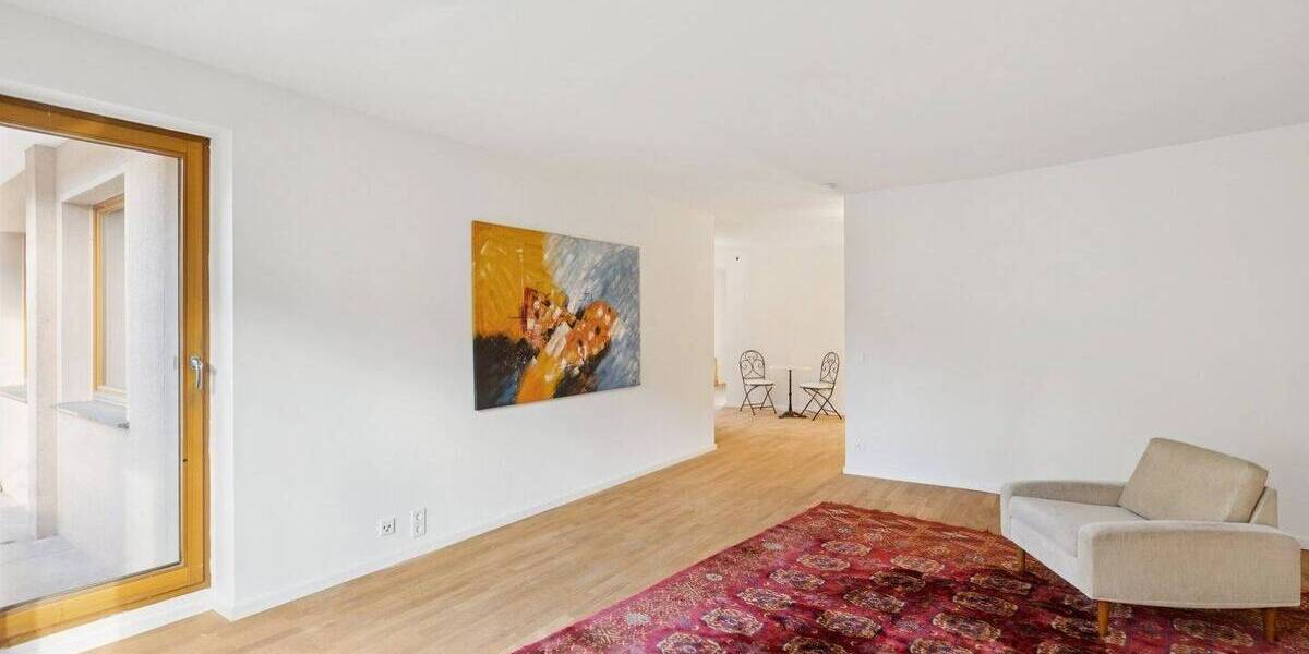 Helle 5-Zimmerwohnung mit Südwest-Balkon 5 zimmer