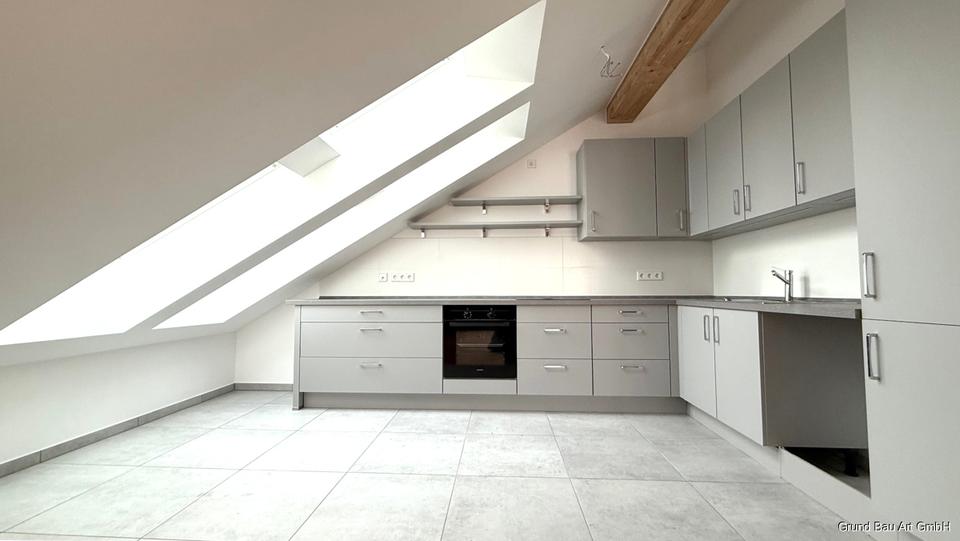 Dachgeschoßwohnung Berlin Steglitz-Zehlendorf - 2 Zimmer, 86 m&sup2;, 1.980&euro; | Angebot:24866288