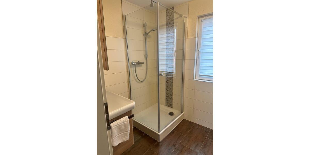 Bungalow Erkner - 2 Zimmer, 72 m&sup2;, 1.699&euro; | Angebot:25766732