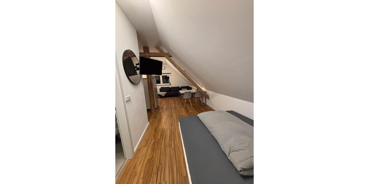 Dachgeschoßwohnung Berlin Treptow-Köpenick - 1 Zimmer, 35 m&sup2;, 1.150&euro; | Angebot:25942213
