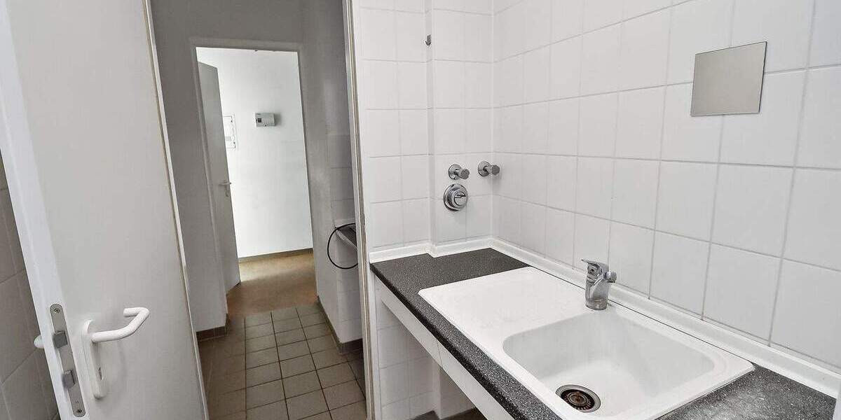Gewerbeobjekt Berlin Kaulsdorf - 1 Zimmer, 51 m&sup2;, 1.145&euro; | Angebot:24807522