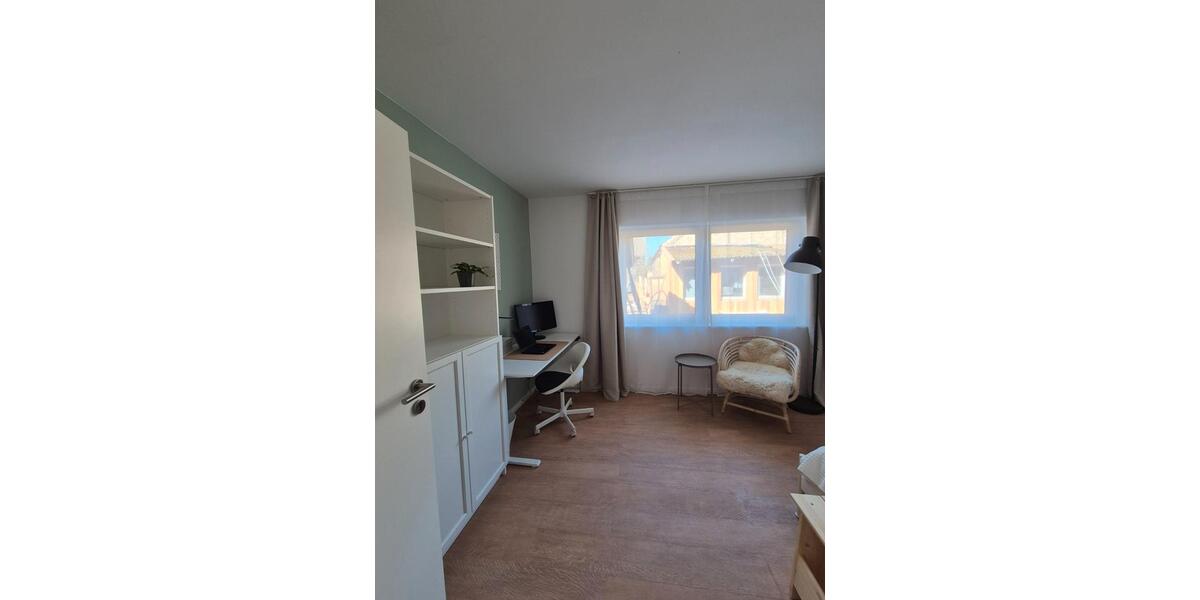 Etagenwohnung Potsdam - 1 Zimmer, 14 m&sup2;, 695&euro; | Angebot:26001733